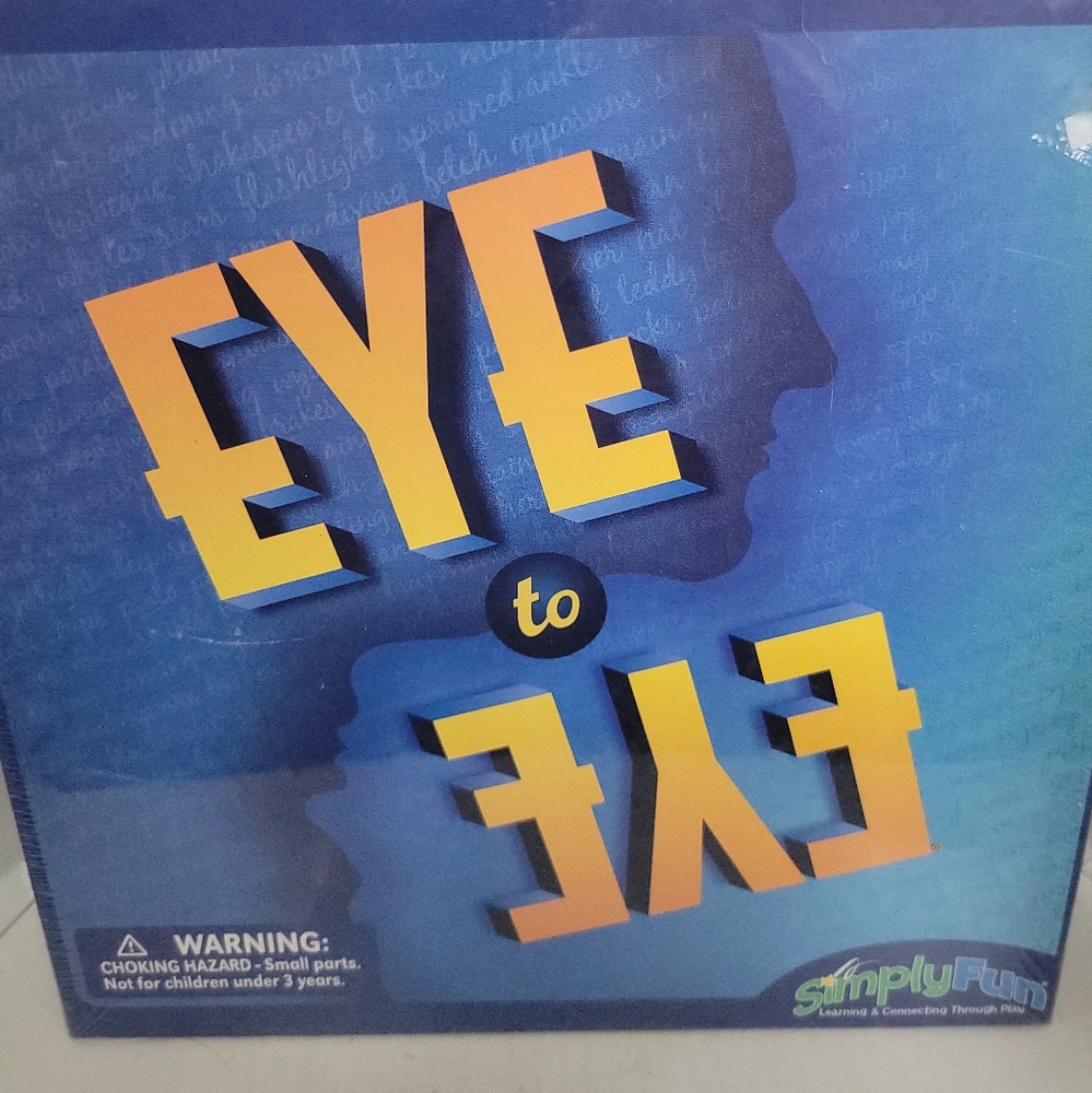 Simply Fun Eye to Eye - A Classic Category Matching and Conversation Game